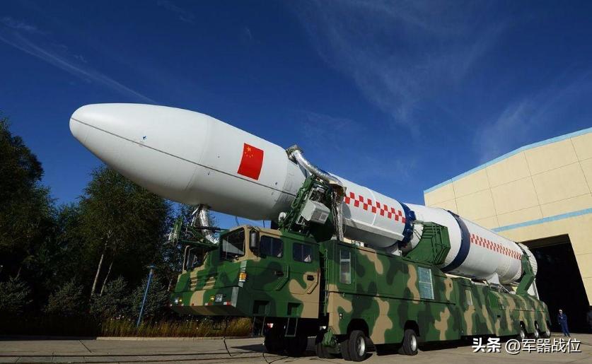 美国为何不敢同中国开战？英专家一语道破：中国除核*器武**另有王牌