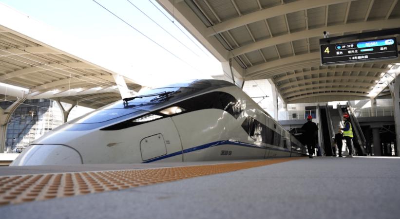 广西北海有通往北京的高铁吗,北京到广西北海有多少公里