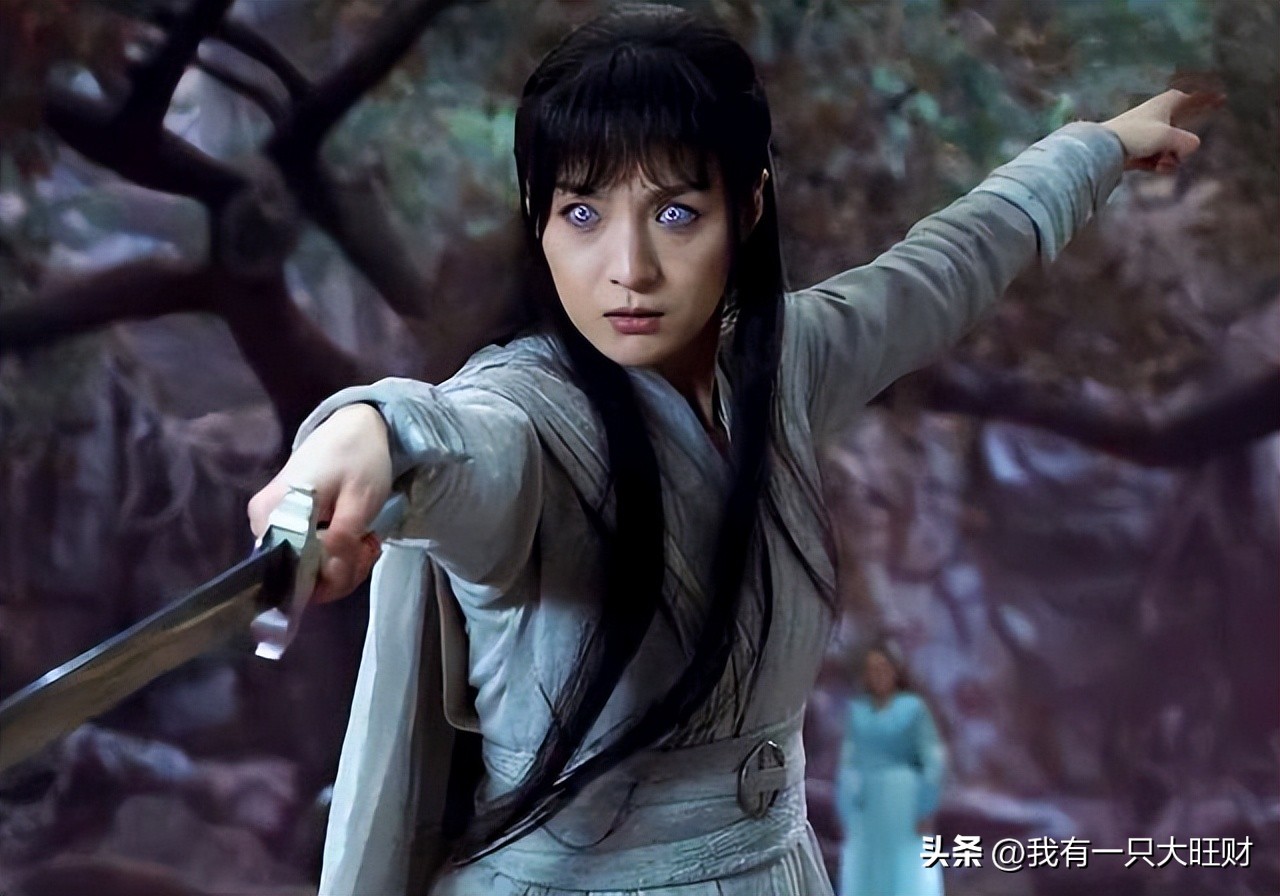 《月歌行》心魔皆因执念起,谢令奇千年等待,却换来与师妹的诀别