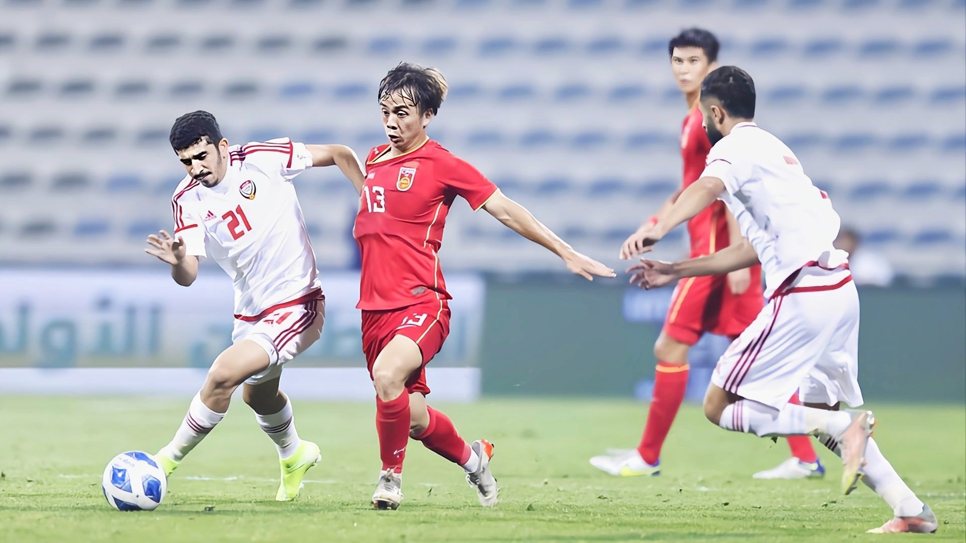 冯潇霆19年亚洲杯,阿联酋世界杯国足0:1叙利亚