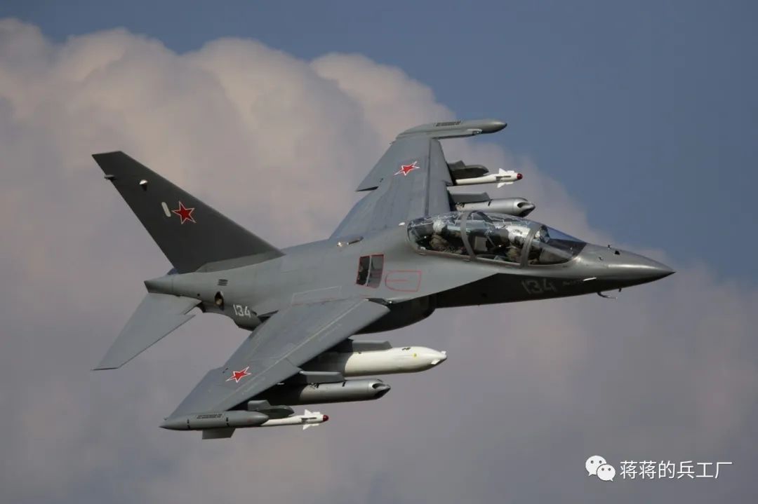 阿联酋购买中国的l15教练机,阿联酋购买48架l-15教练机