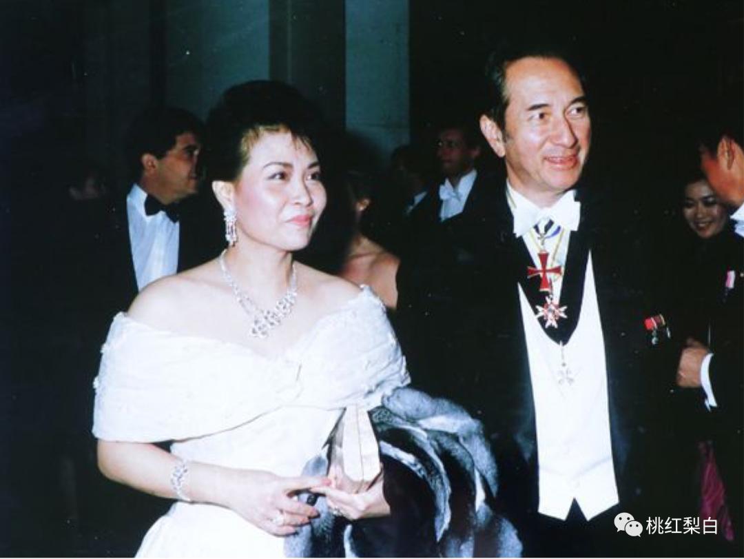 赌王二房蓝琼缨生了几个孩子,赌王二太蓝琼缨几岁生孩子