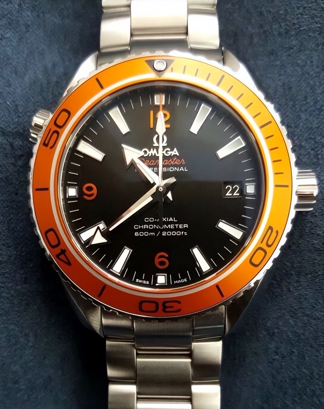 帝舵与欧米茄哪个高级,品鉴腕表