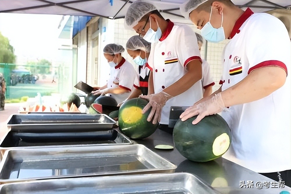 2022最“甜”的大学-西安航空职业技术学院喊你一起吃瓜啦