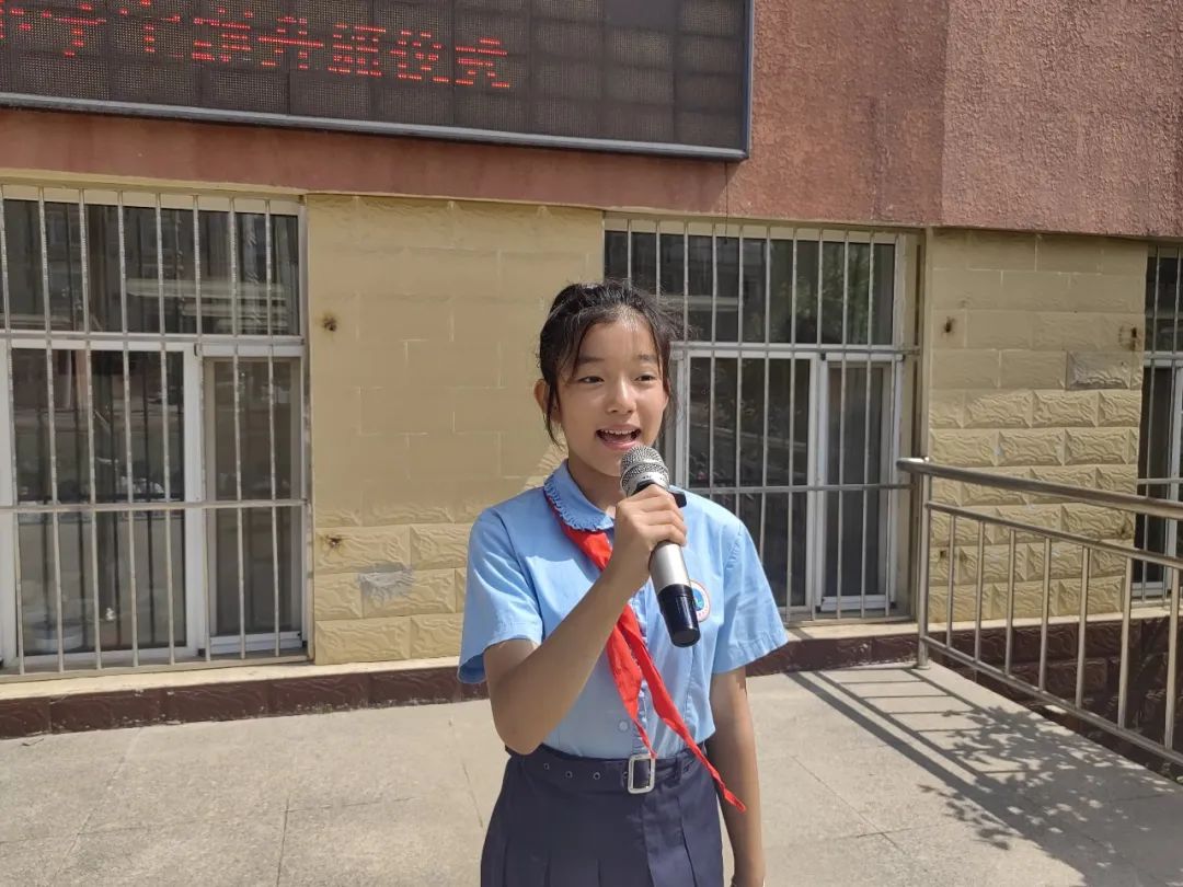 升旗仪式做文明有礼的儒雅少年,小学生文明有礼主题升旗仪式