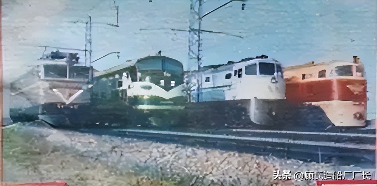 神舟卫星飞天,东方红一号卫星在太空飞行视频