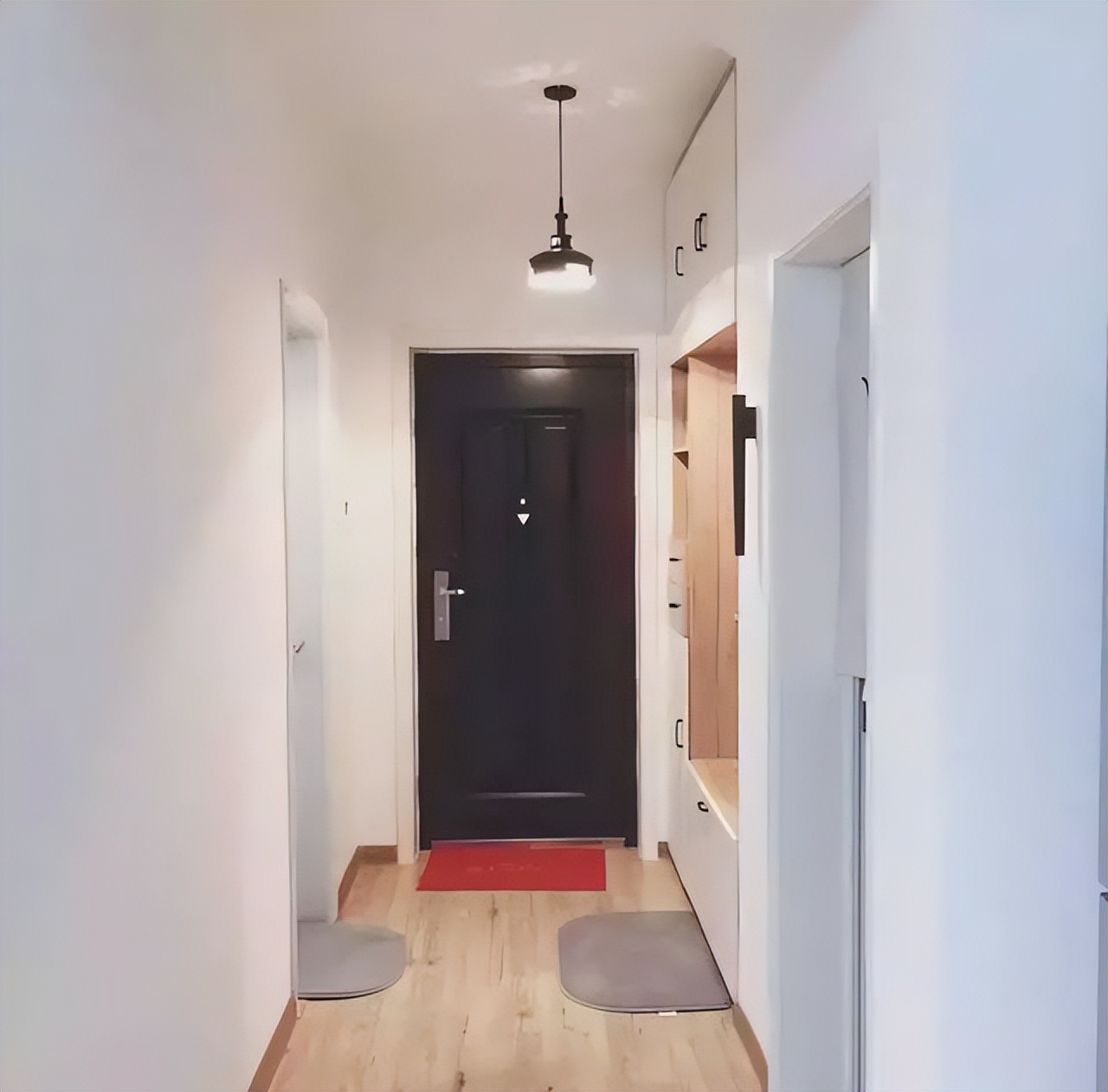 门套颜色与门不一样效果图,门套与门色差太大怎么办