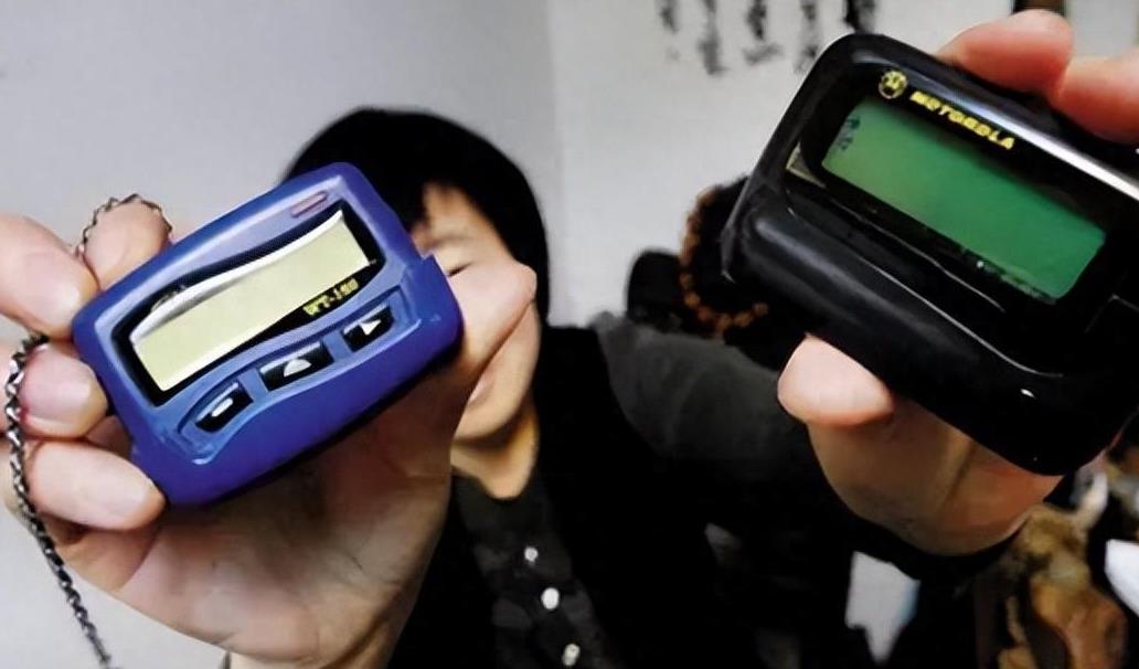 90年代的bb机视频,90年代的BB机