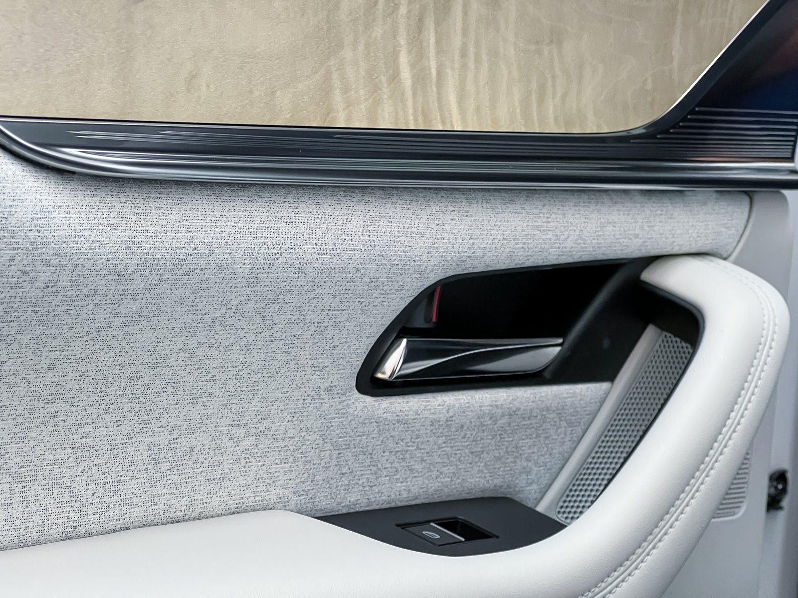 起价5万欧元，比宝马X3贵，5.8秒破百，马自达CX-60PHEV实车体验