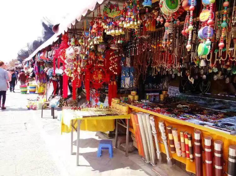 这个季节去哪里玩最合适昆明周边,昆明周边过年旅游推荐