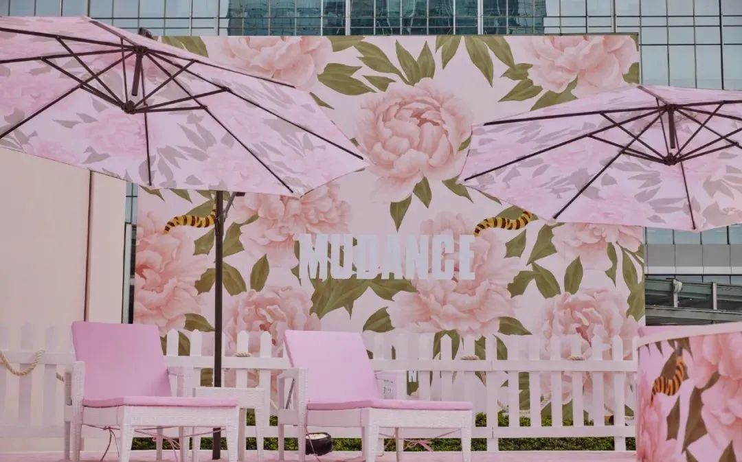 同样是快闪店,看燕京啤酒、PUMA、唐老鸭5大品牌如何玩出新高度