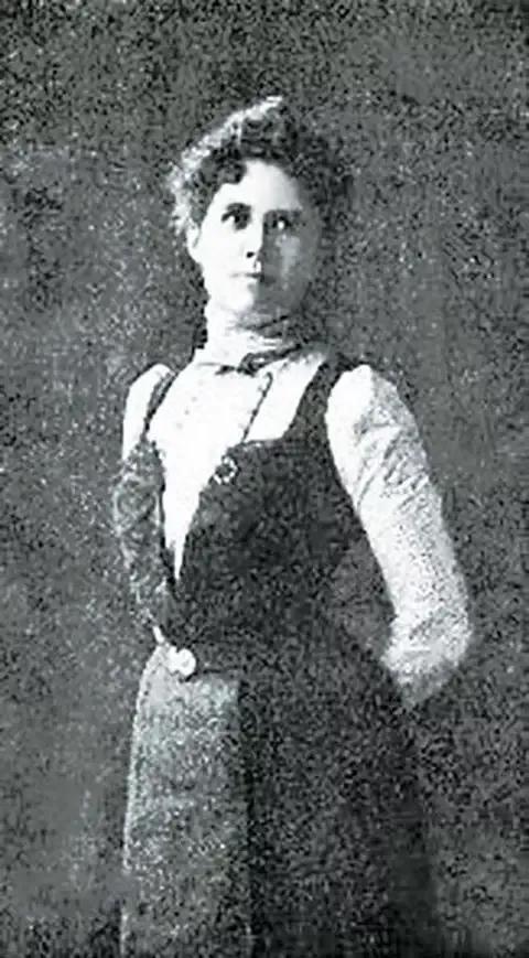 泰坦尼克号幸存者露丝真实原型,泰坦尼克号露丝原型纪录片采访