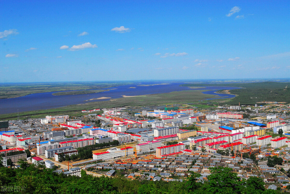 黑龙江省都有哪些城市有机场,黑龙江拥有高铁和飞机的小镇