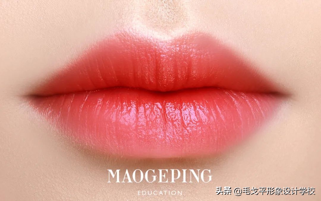 圆脸肿眼泡怎么化妆变美,短圆脸超详细伪素颜妆教程