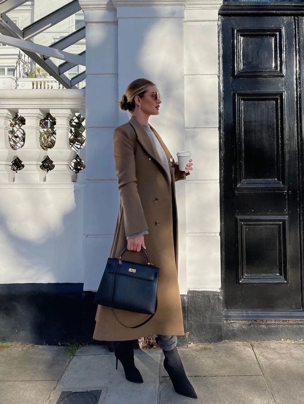 上万的大衣品牌,一件三万多的大衣到底好在哪里