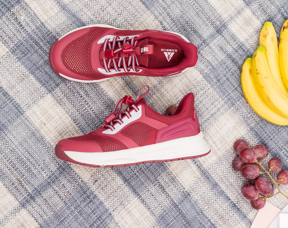 足力健老人鞋怎么成功的,为什么足力健选择老年人