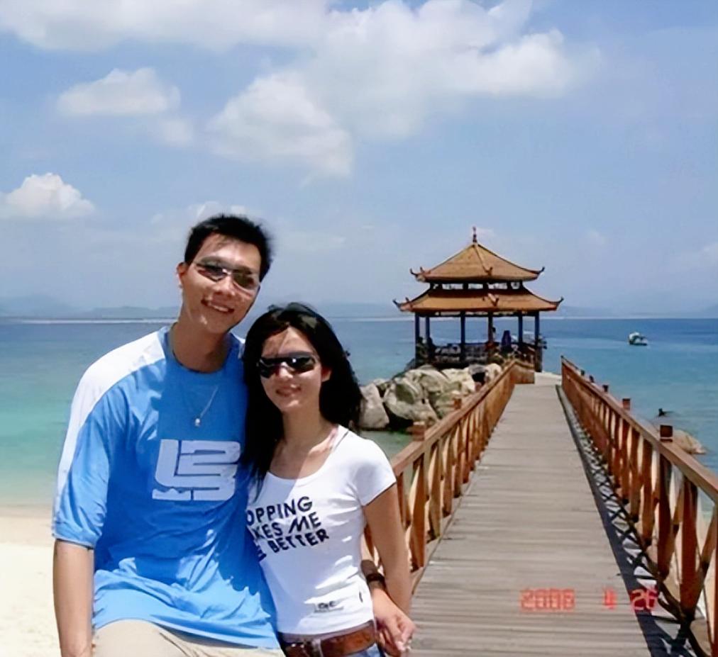 易建联妻子荆灵简历,易建联老婆荆灵是广东哪里人图片