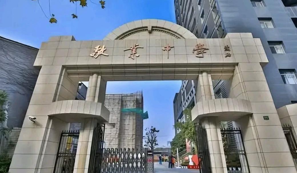 上海地标建筑群外滩打卡地,上海外滩最红地标