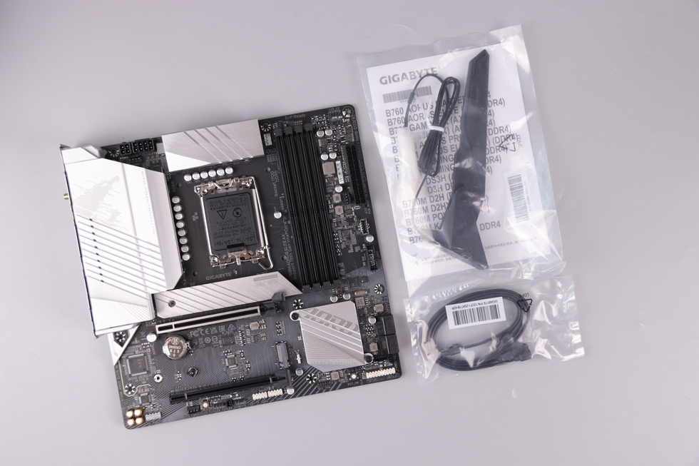 技嘉小雕b760m适合多大的机箱,技嘉小雕b760m黑科技测试