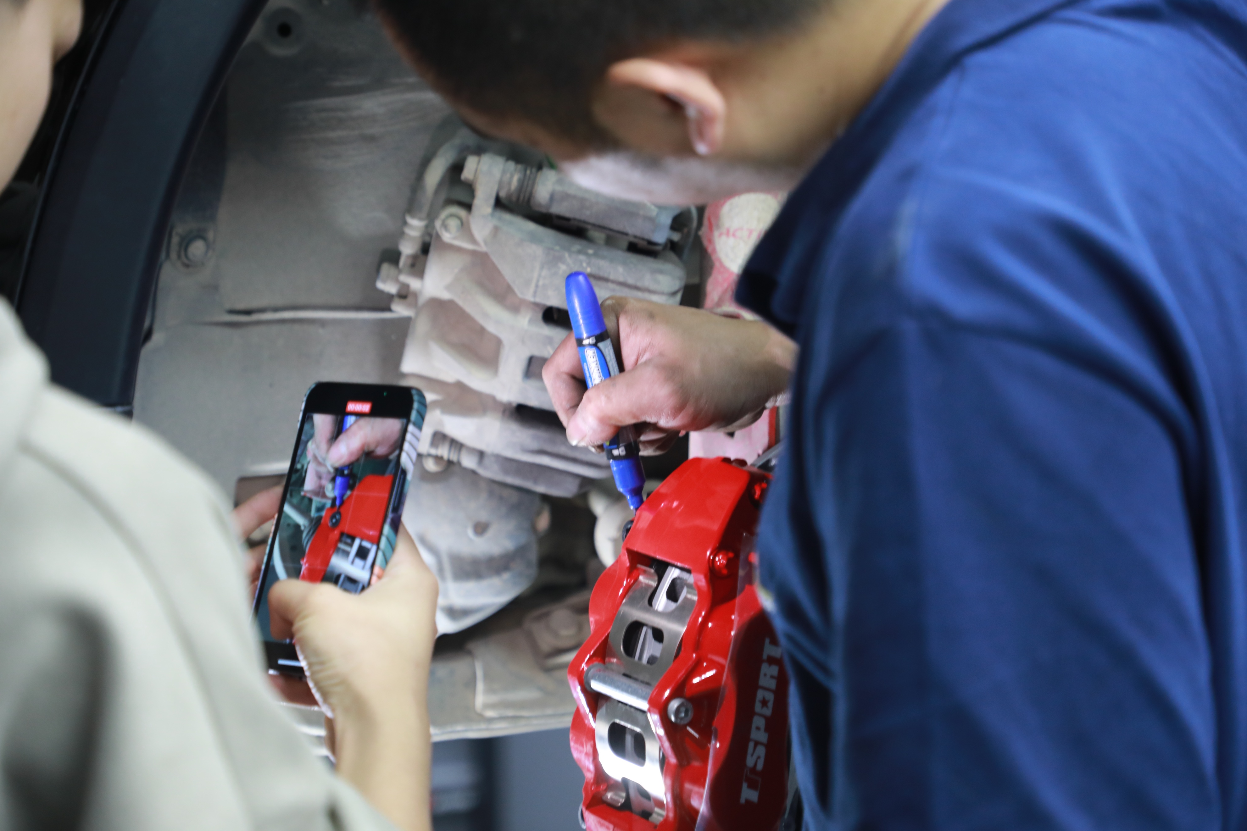 合资suv中为什么crv销量好,本田suv刹车低怎么办