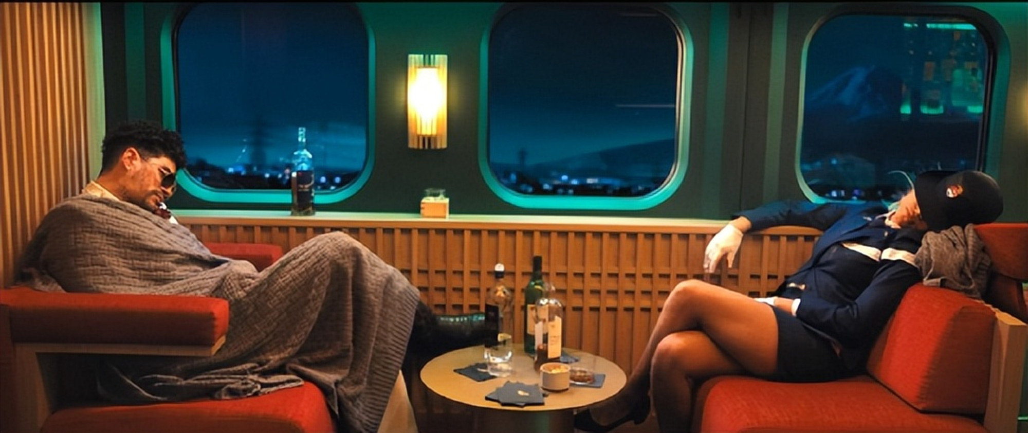 这部“R级片”，票房已破15亿，细扒这部电影，剧情画面太抓眼球