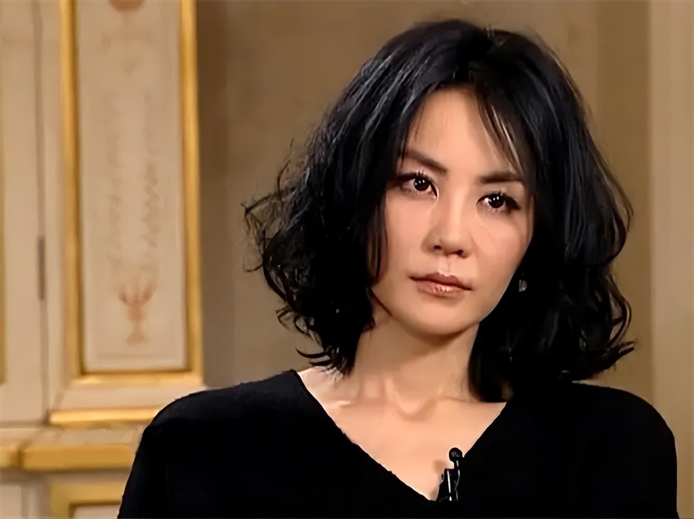 八位花钱如流水的女星,花钱如流水的四个女星