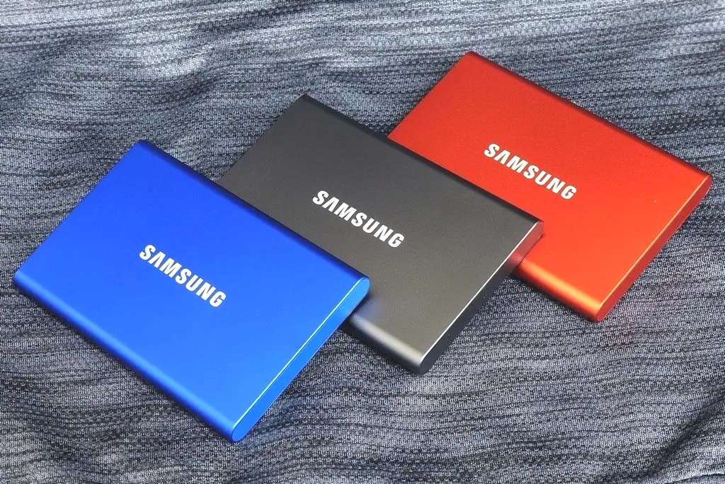 西数闪迪固态移动硬盘对比,西数恺侠致态英睿达闪迪