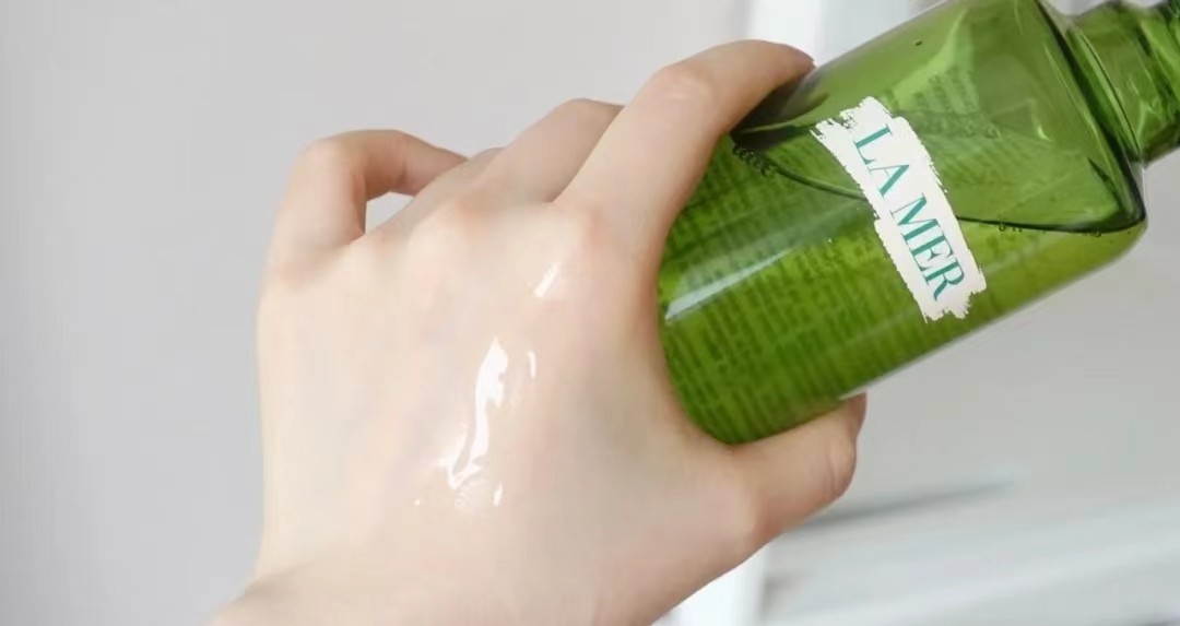 资生堂悦薇水乳还是海蓝之谜好用,资生堂和海蓝之谜水乳哪个好