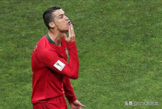 足球进球庆祝动作集锦,那些精彩进球瞬间足球