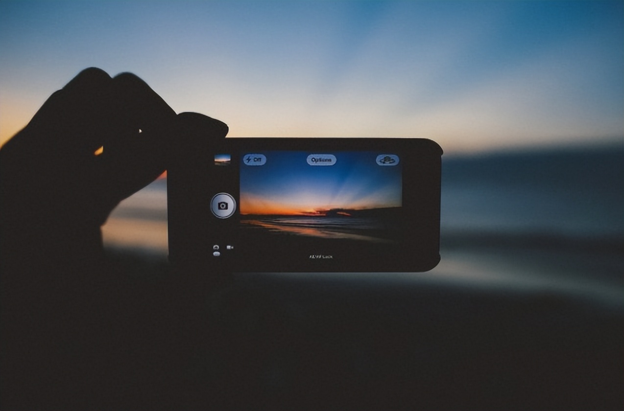 怎么看一个人的人品适不适合交往,朋友圈怎么发才有品