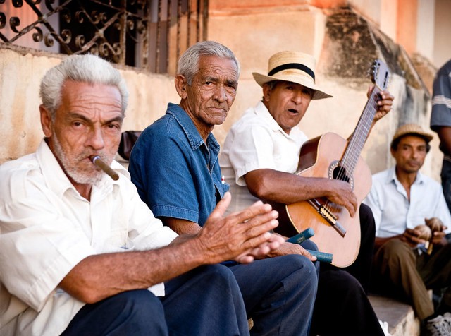 美国总统抽雪茄,美国总统抽的雪茄值多少钱