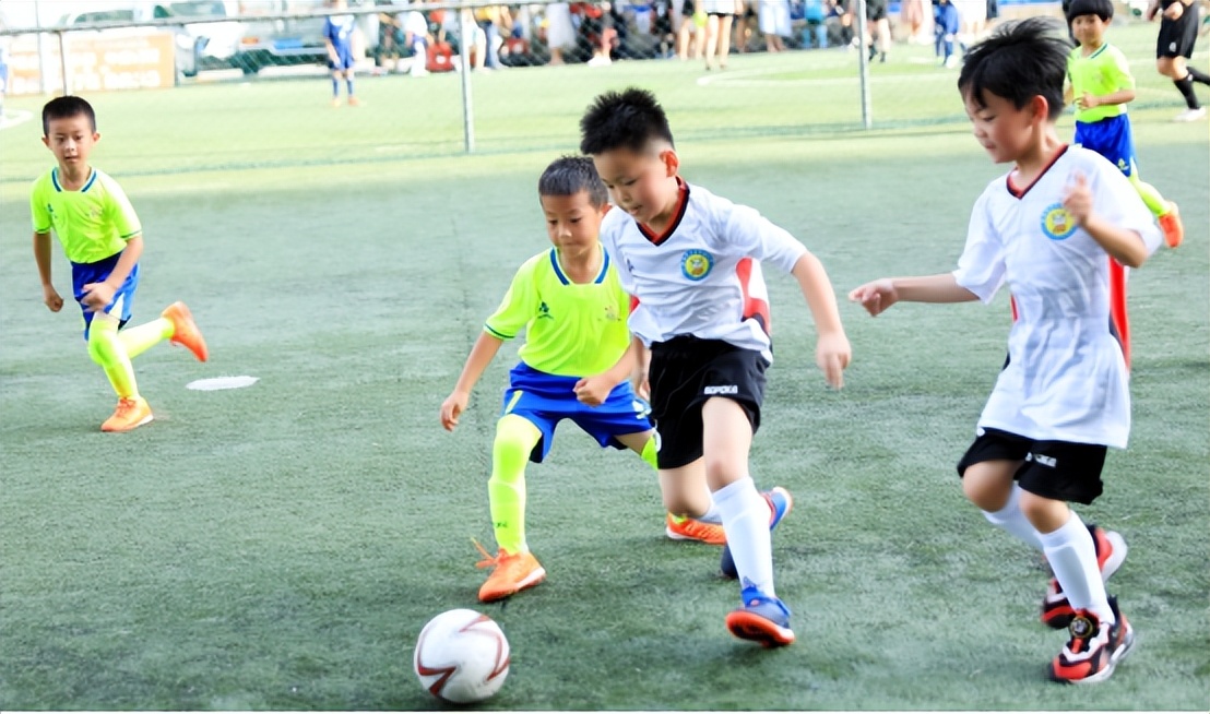 龙洲小学第三届足球联赛,龙文最新比赛视频