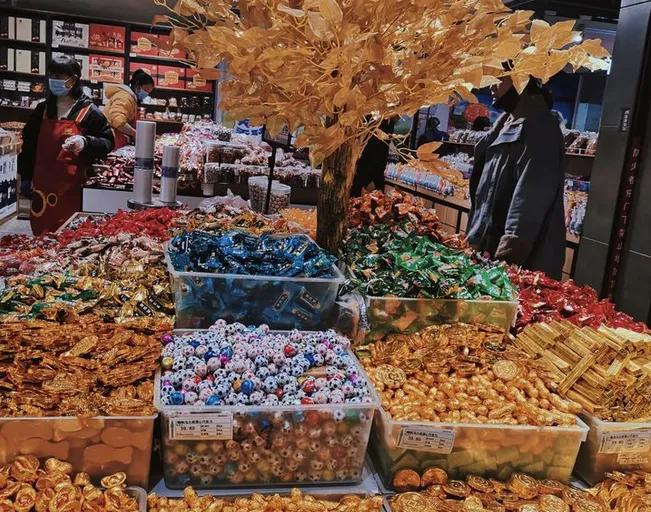 关于年货文案短句干净,最近很火的年货文案