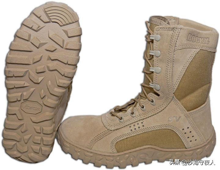 部队里的军靴鞋底有多厚,现代军靴
