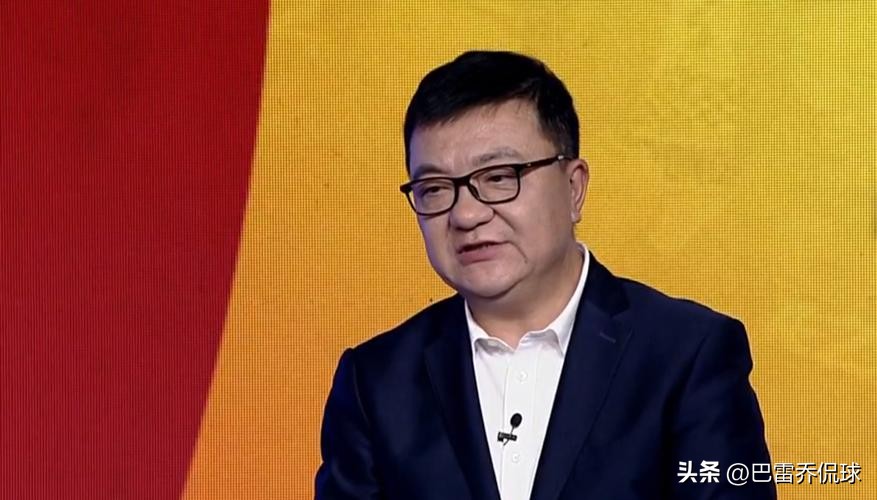 足球报李璇和米卢,足球报李璇最新视频