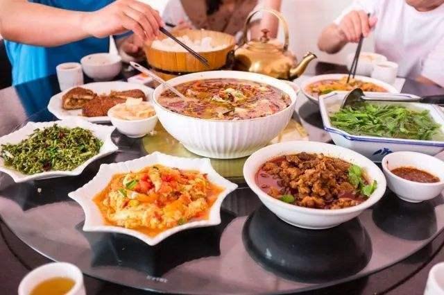 婴儿肚子咕咕叫还放屁是怎么回事,肚子经常咕咕响还老放屁吃什么药