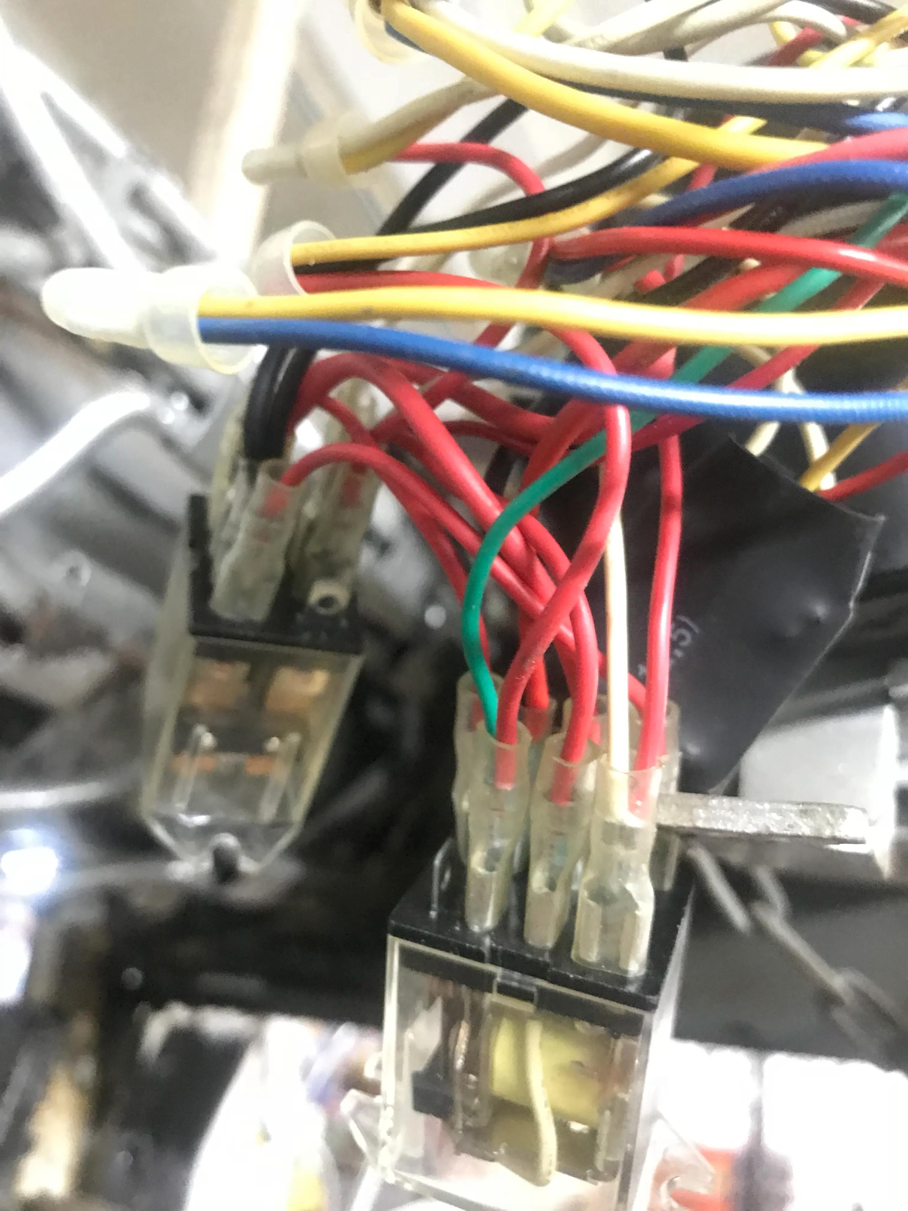 卷帘门限位维修,卷帘门遥控器线路