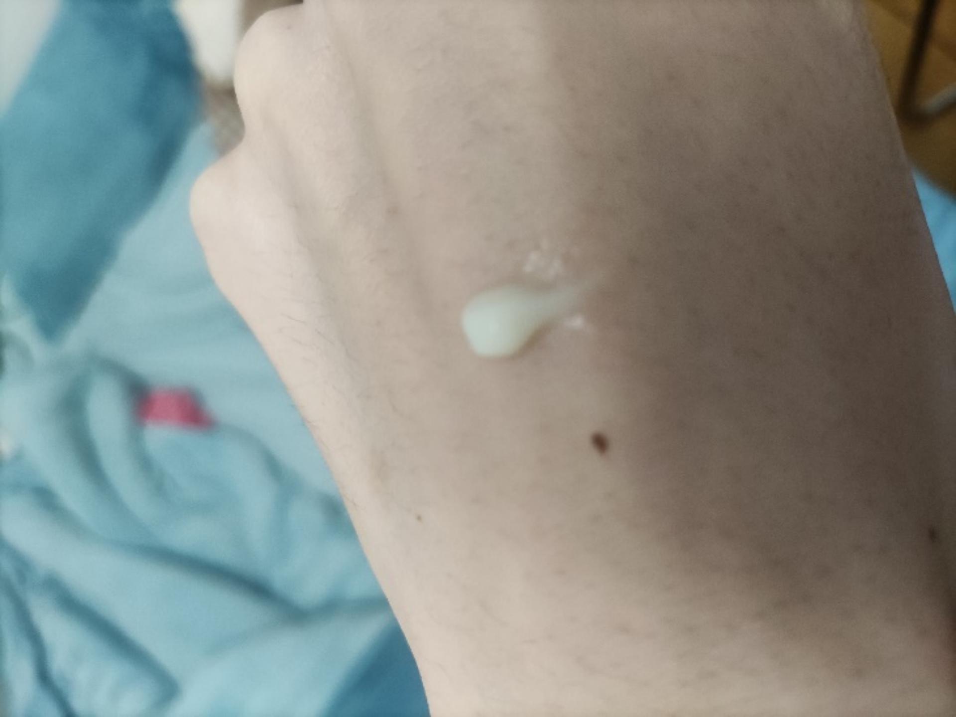 露得清a醇晚霜老款有效吗,露得清a醇熬夜晚霜测评