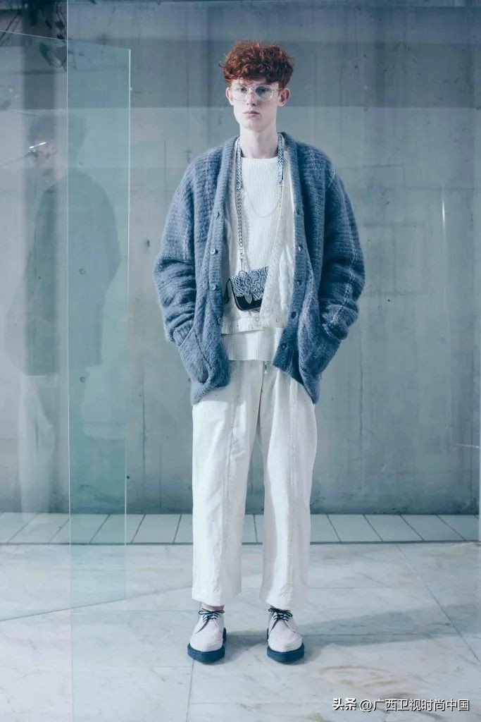 早上冷中午热怎么穿男生,早上冷中午热该怎么搭配衣服