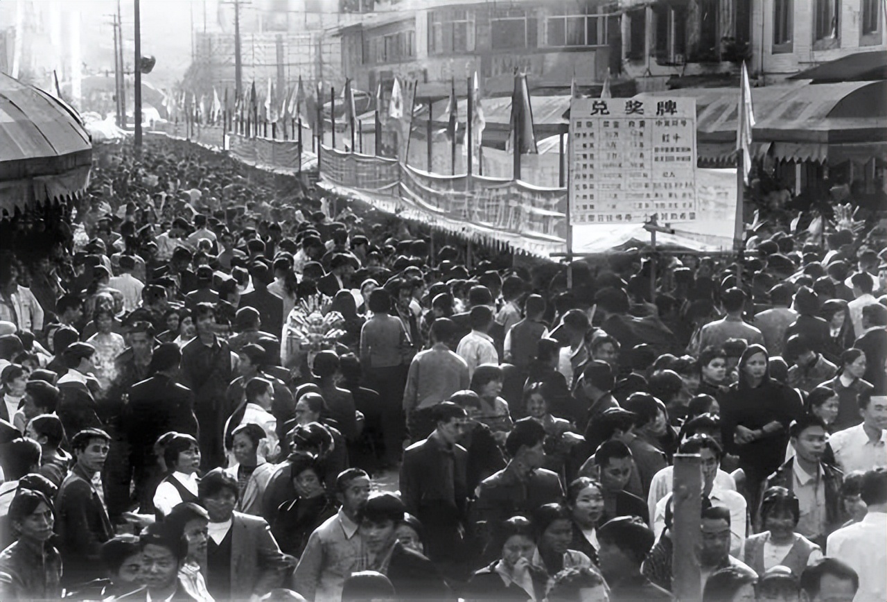 70年代的乐山照片,七十年代四川乐山老照片
