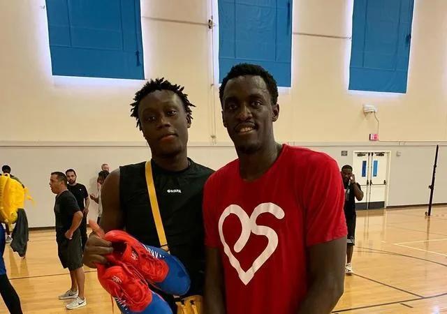 字母哥东契奇谁更有前途,字母哥东契奇谈nba强度