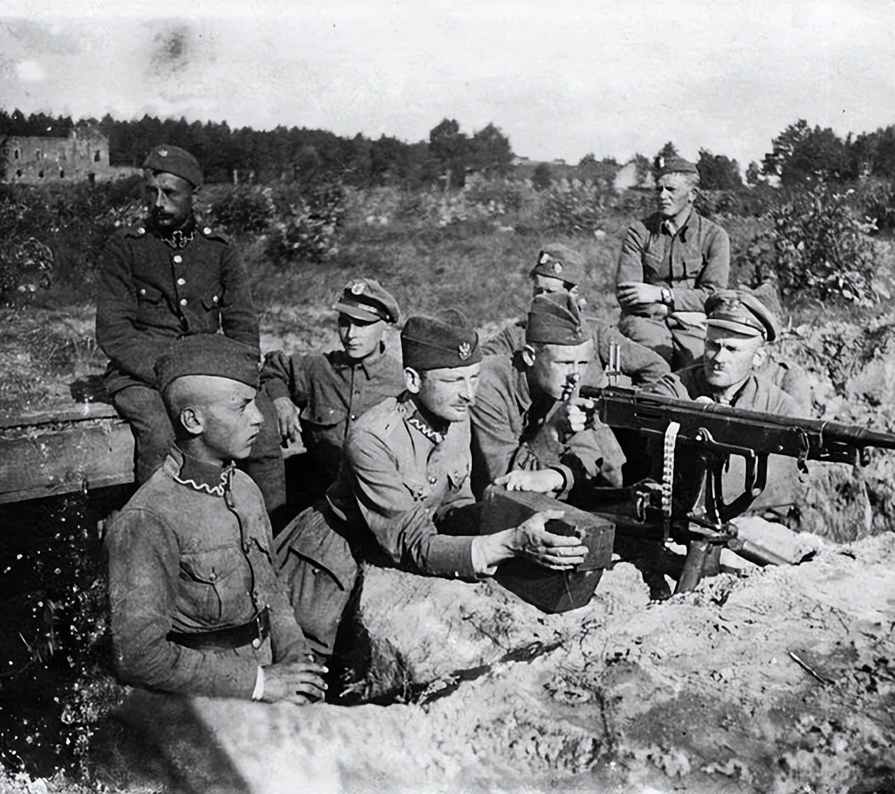 二战时期的德国打得过丧尸吗,二战时的德国打得过美国吗