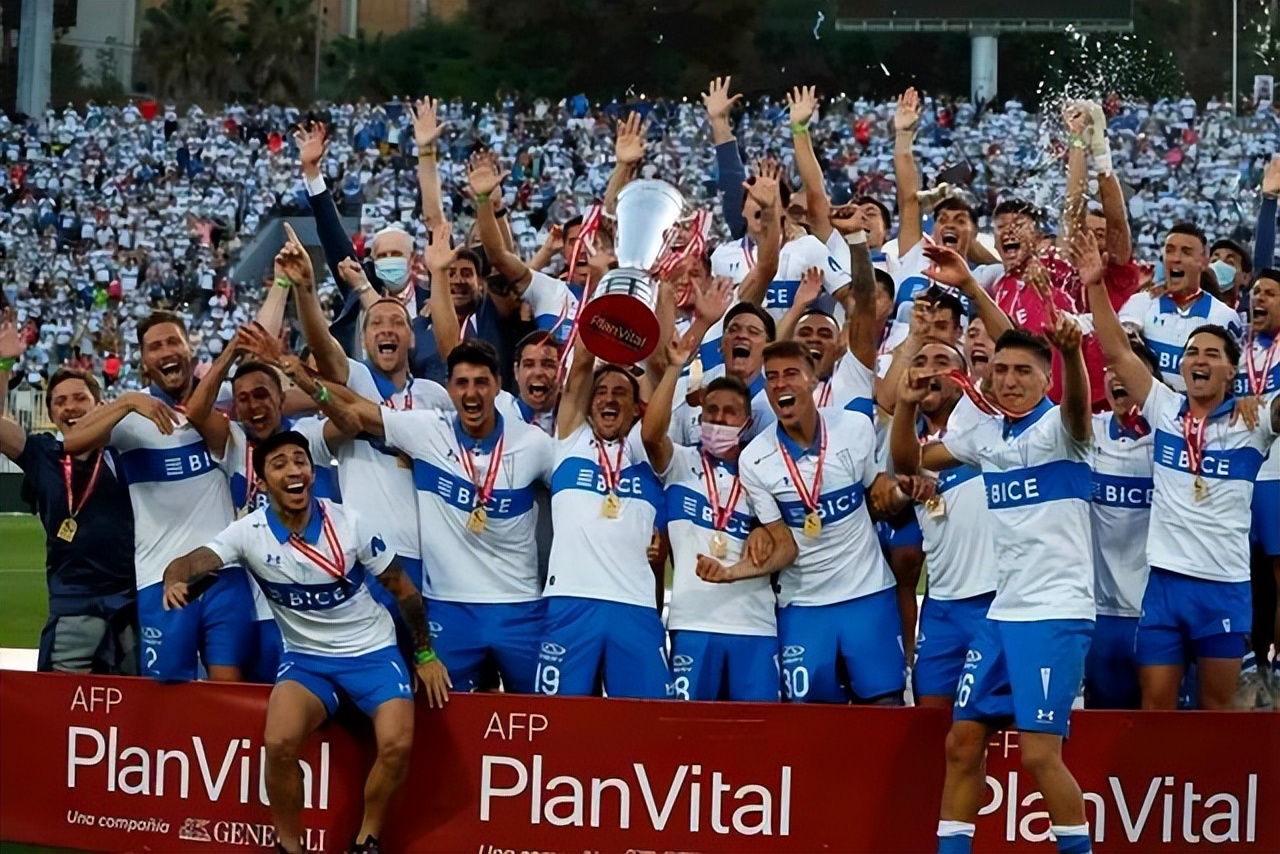 道德胜利到“胜利之国”——简析军事独裁时足球如何引发国家认同