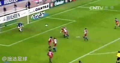 拜仁让出榜首，能否再创神奇！