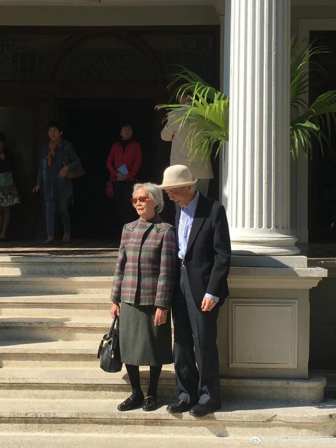 抖音里不敢点赞的女明星,上海最显年轻的网红