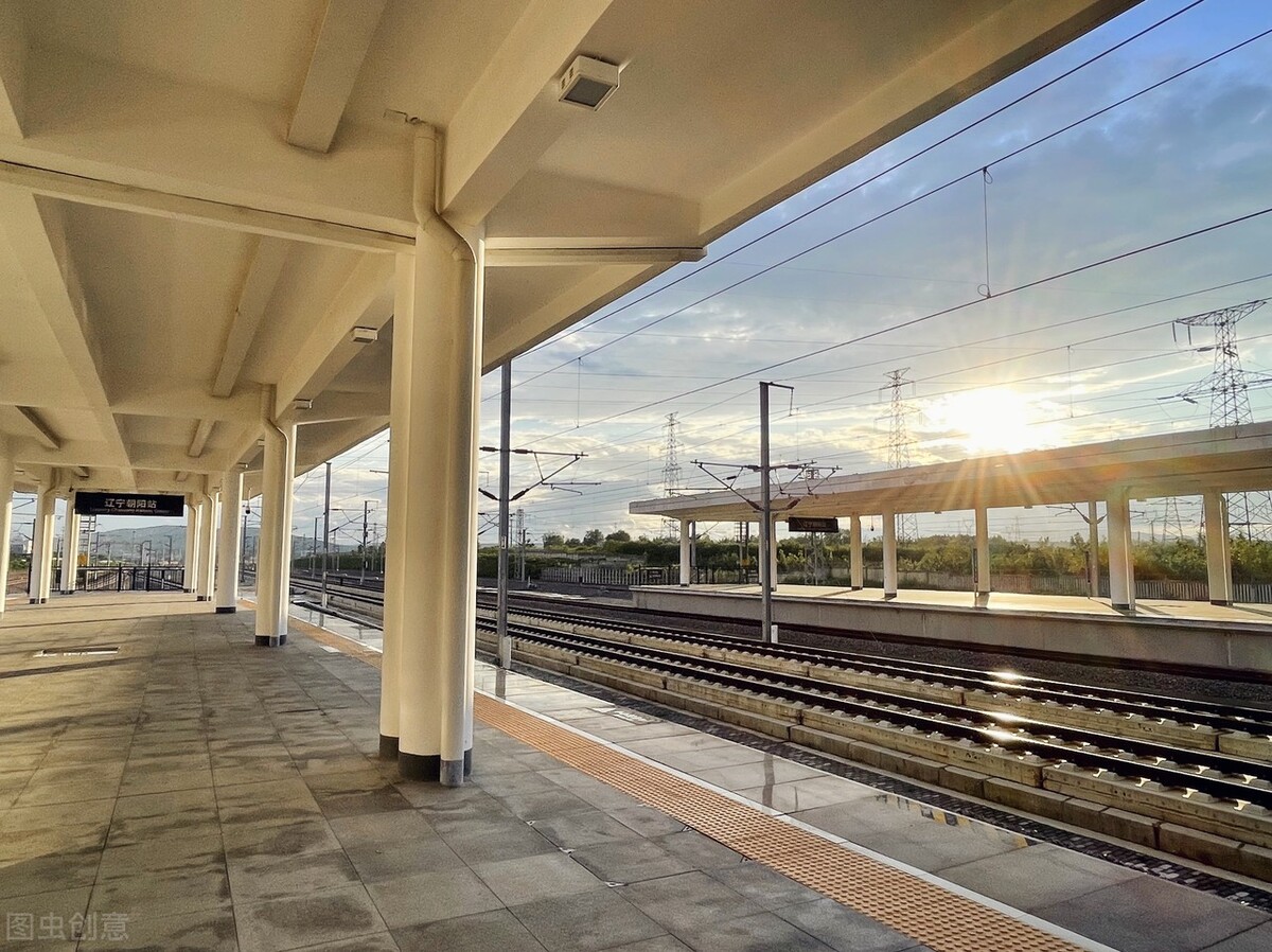 高铁员与儿子三分钟相聚,相聚舞蹈三分钟完整版