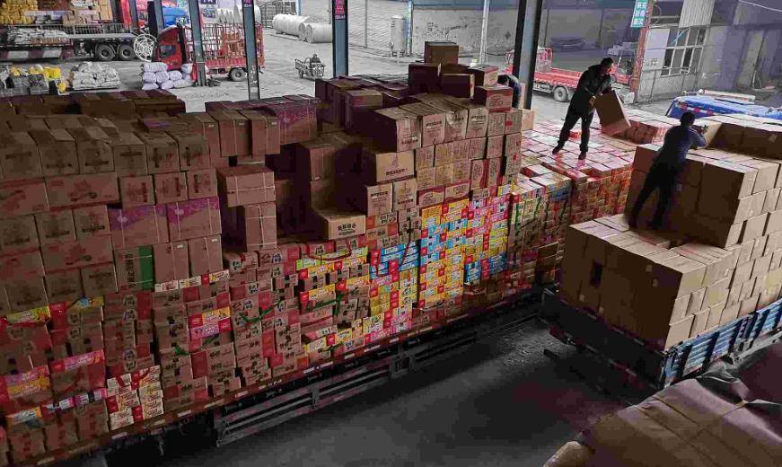 招工50-60岁急招物流装卸工,好的货运装卸工招聘信息