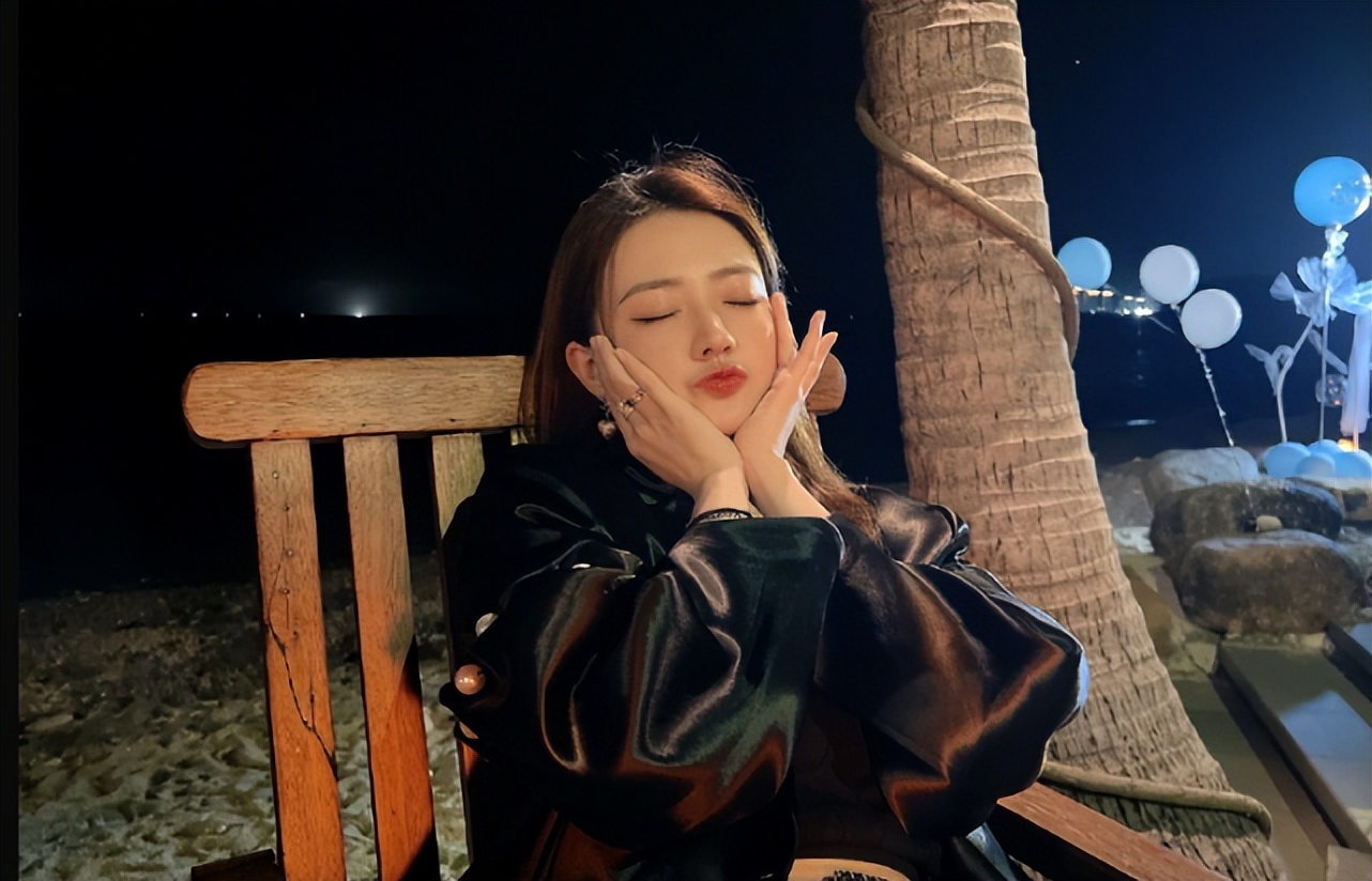 徐璐近照曝光,26岁徐璐近照少女感满满