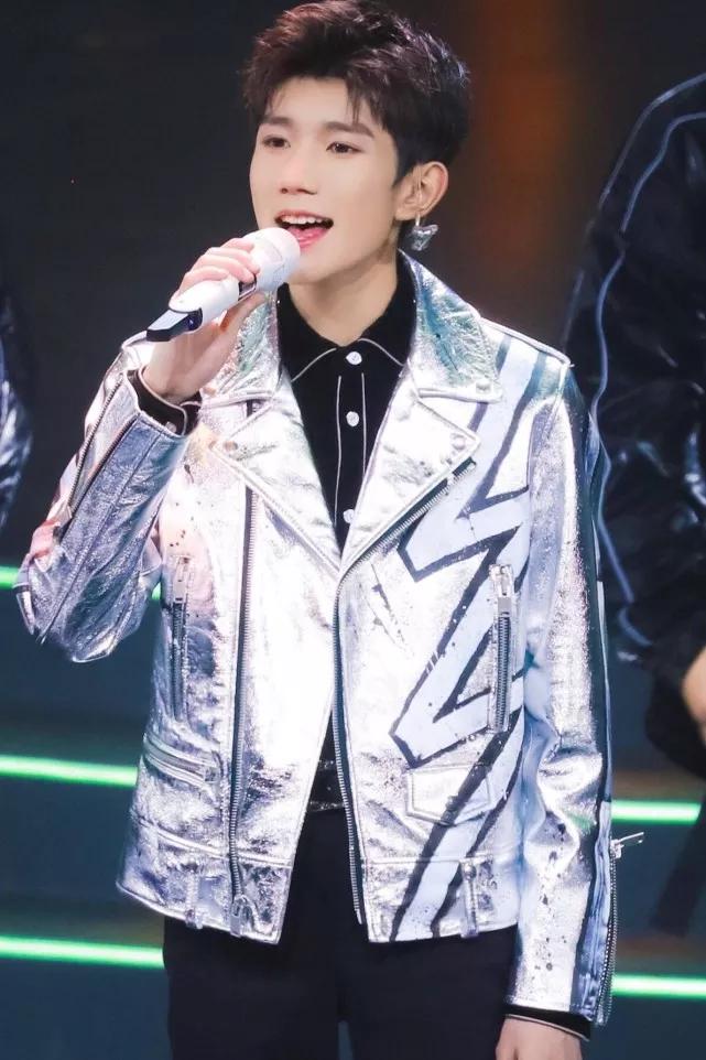 王源图片手机壁纸手控,王源壁纸女生专用高清