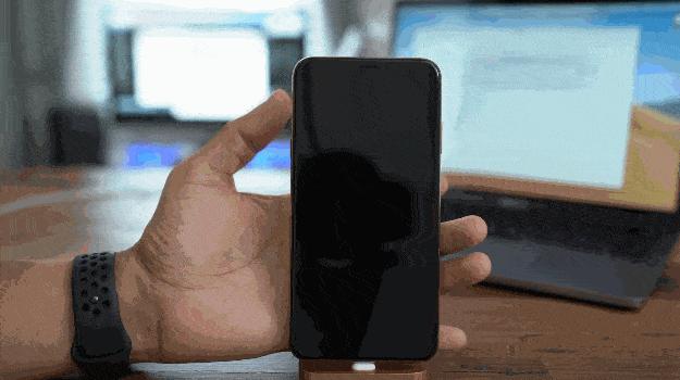 iphone卡住屏幕不动了怎么办,iphone正在验证更新无法关机